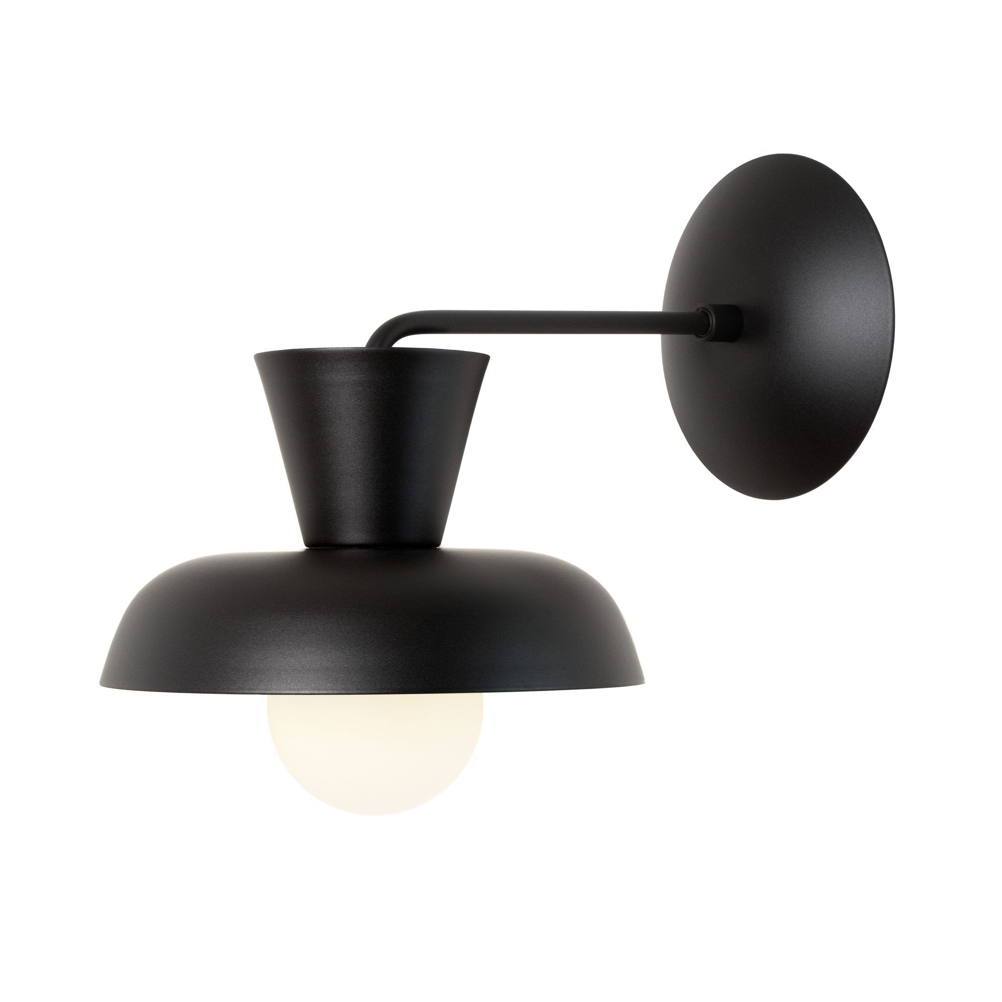 Isle Sconce shown in Matte Black