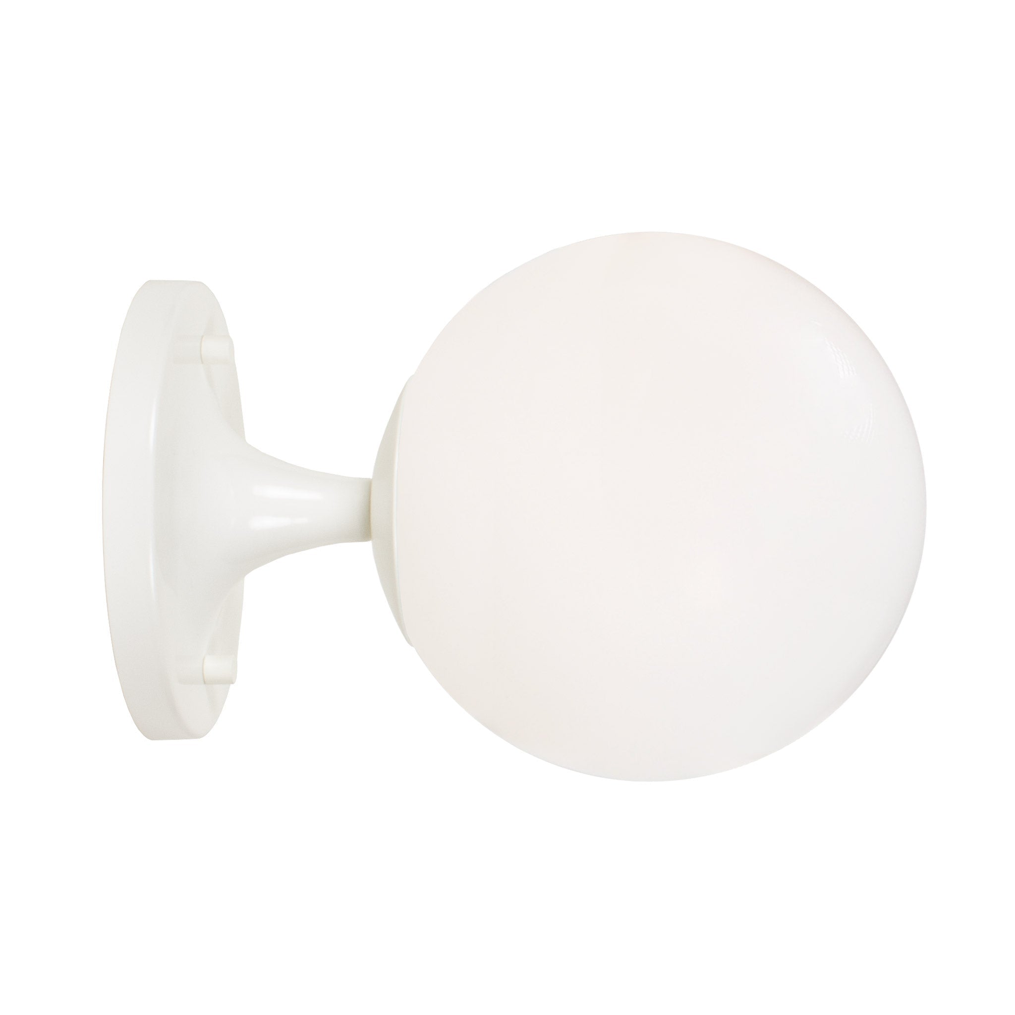 Moss 6" Sconce shown in White